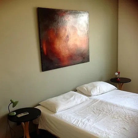 Foppa 37 Apartamento