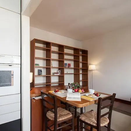 Apartamento Foppa 37 *